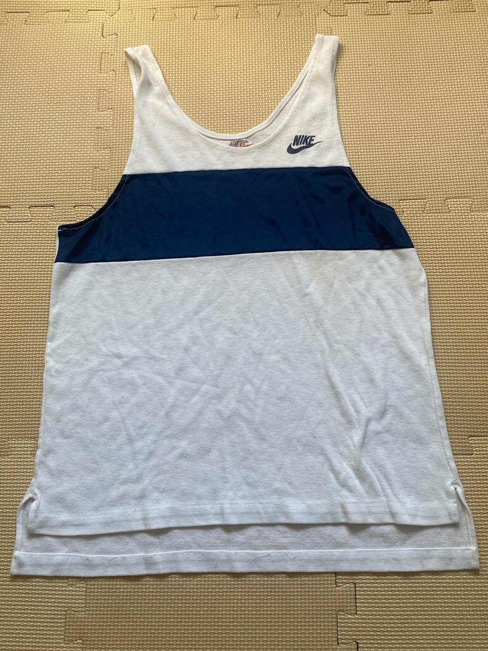 Vintage Nike White Navy Blue Tank Top Size Medium M Swoosh 90s Y2K Athletic